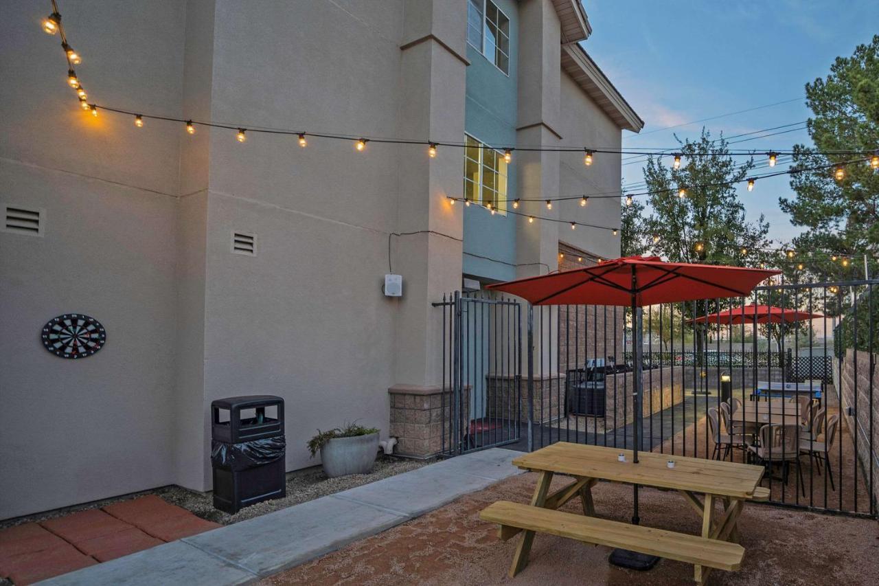 Hotel La Quinta & By Wyndham University, Phoenix Tempe