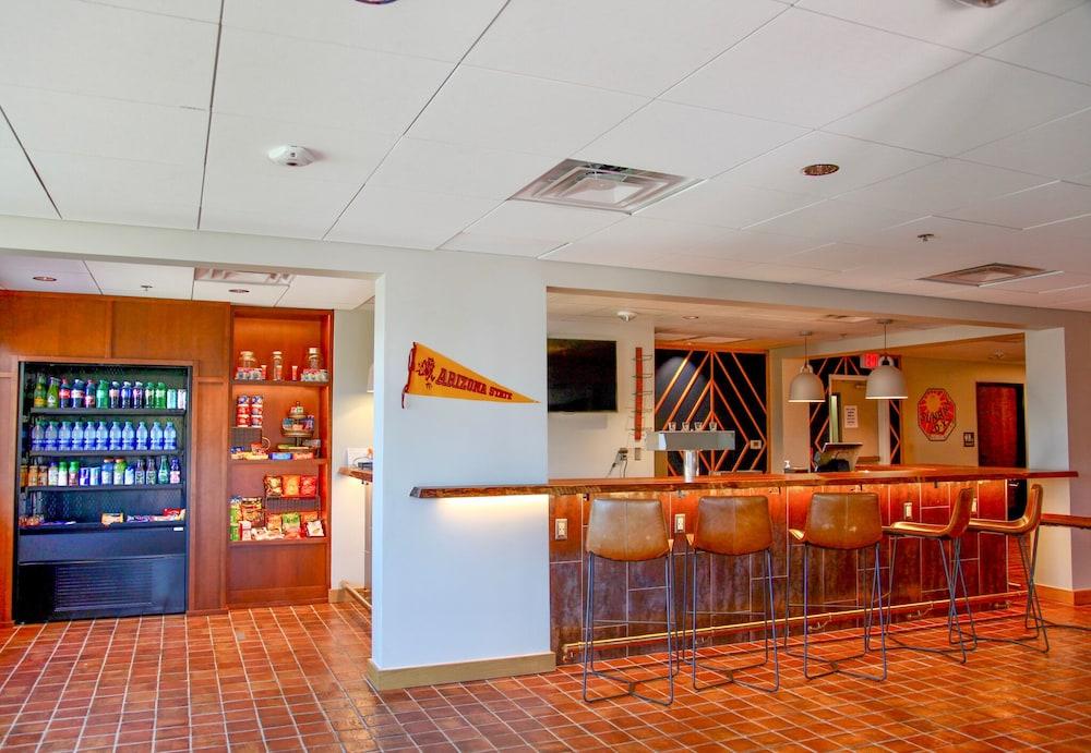 La Quinta & By Wyndham University, Phoenix Hotel