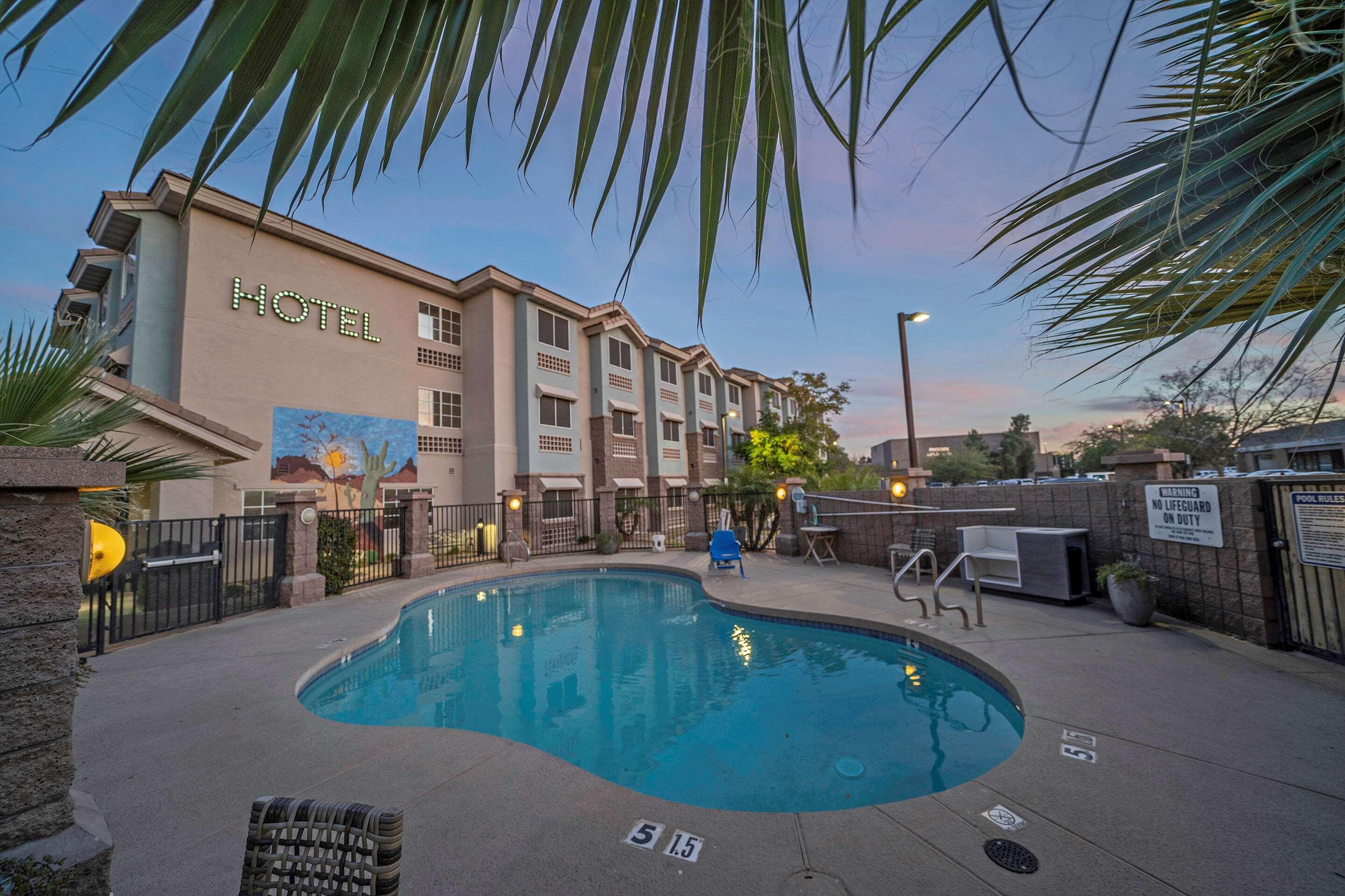 Hotel La Quinta & By Wyndham University, Phoenix 2*