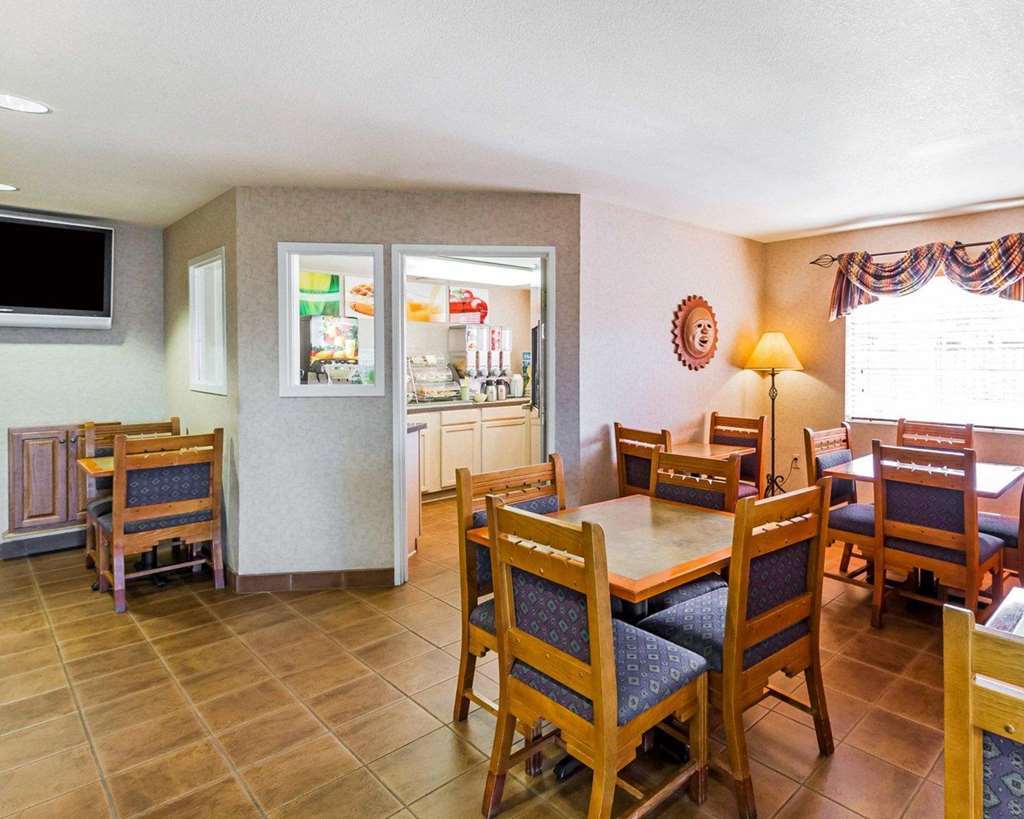 La Quinta & By Wyndham University, Phoenix 2*