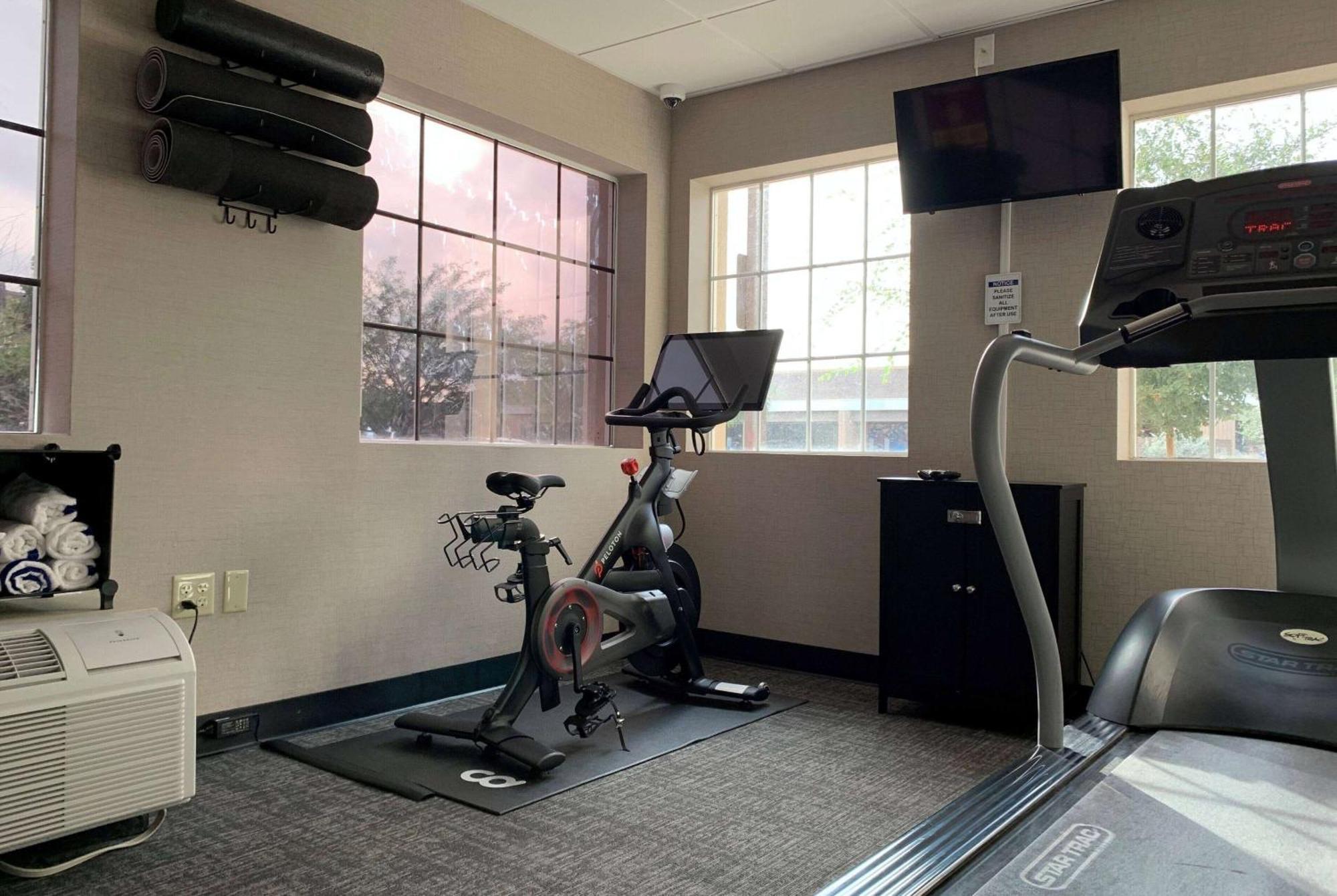 La Quinta & By Wyndham University, Phoenix Hotel 2*
