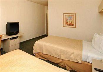La Quinta & By Wyndham University, Phoenix 2*